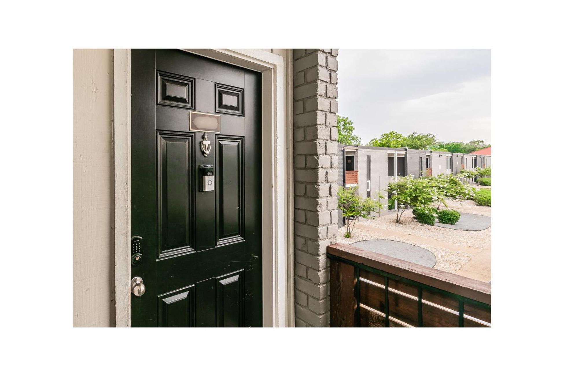 Cozy 2Br Farmhouse Apt - Sleeps 8 - Free Parking! 알링턴 외부 사진