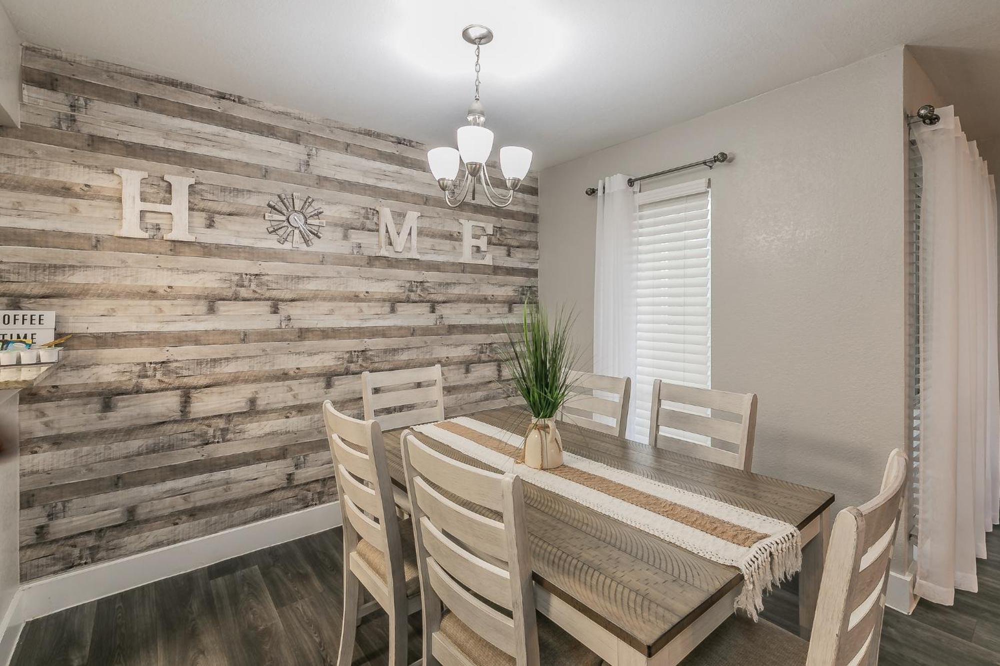Cozy 2Br Farmhouse Apt - Sleeps 8 - Free Parking! 알링턴 외부 사진
